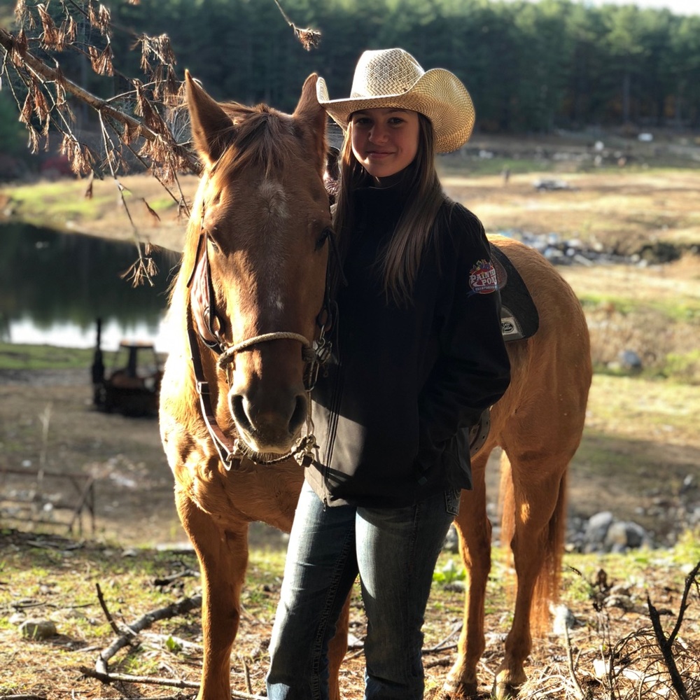 Meet your Posher, Ava